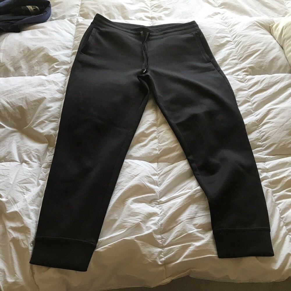 32 Heat Cuffed Active Wear Pants SzM Smooth Acrylic Black Pockets NWOT
